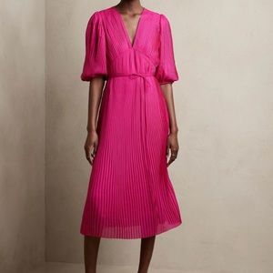 Banana Republic Pink Pleated Midi Dress